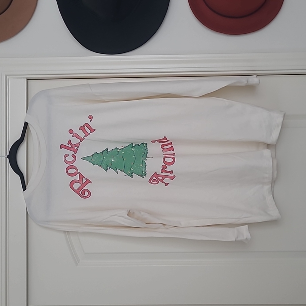 Cozy Christmas Oversize Thin Sweater 🎄